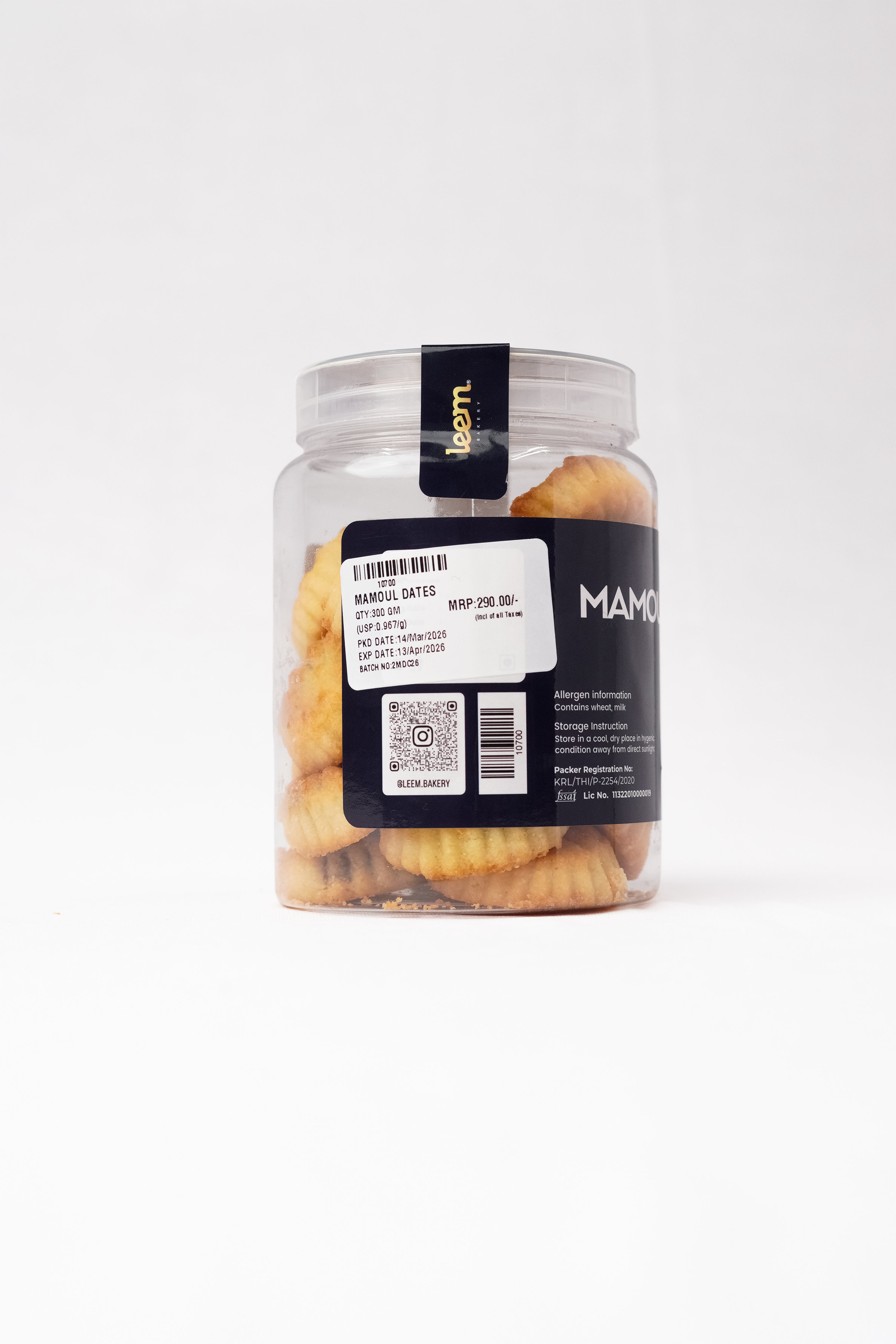 Maamoul Dates
